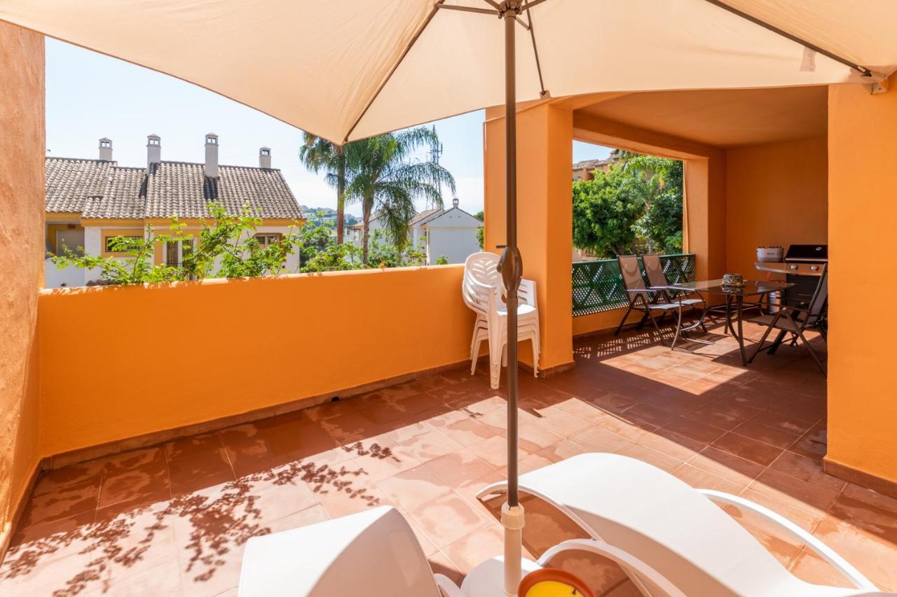 2 Habs Buena Terraza Con Bbq - Wifi, Piscina Apartment Михас Екстериор снимка
