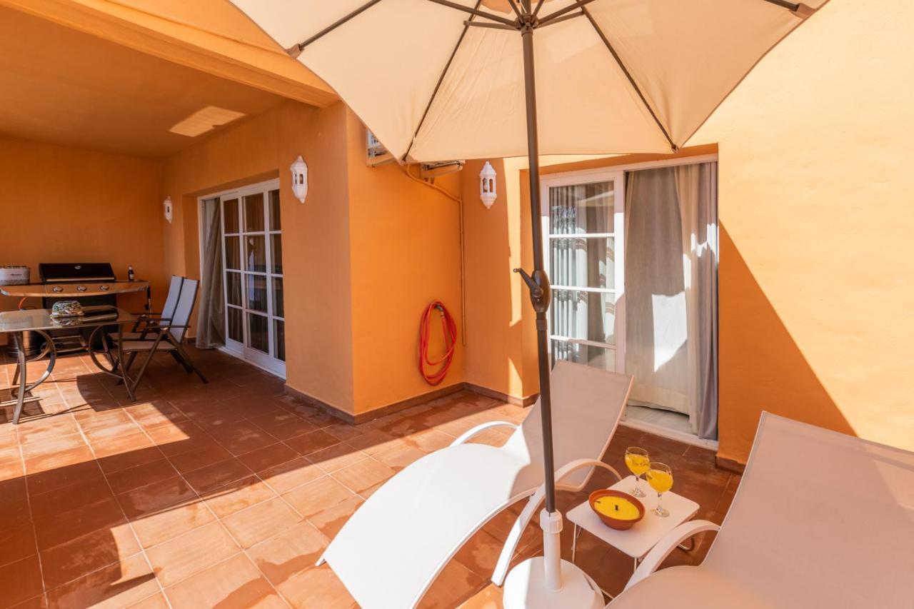 2 Habs Buena Terraza Con Bbq - Wifi, Piscina Apartment Михас Екстериор снимка