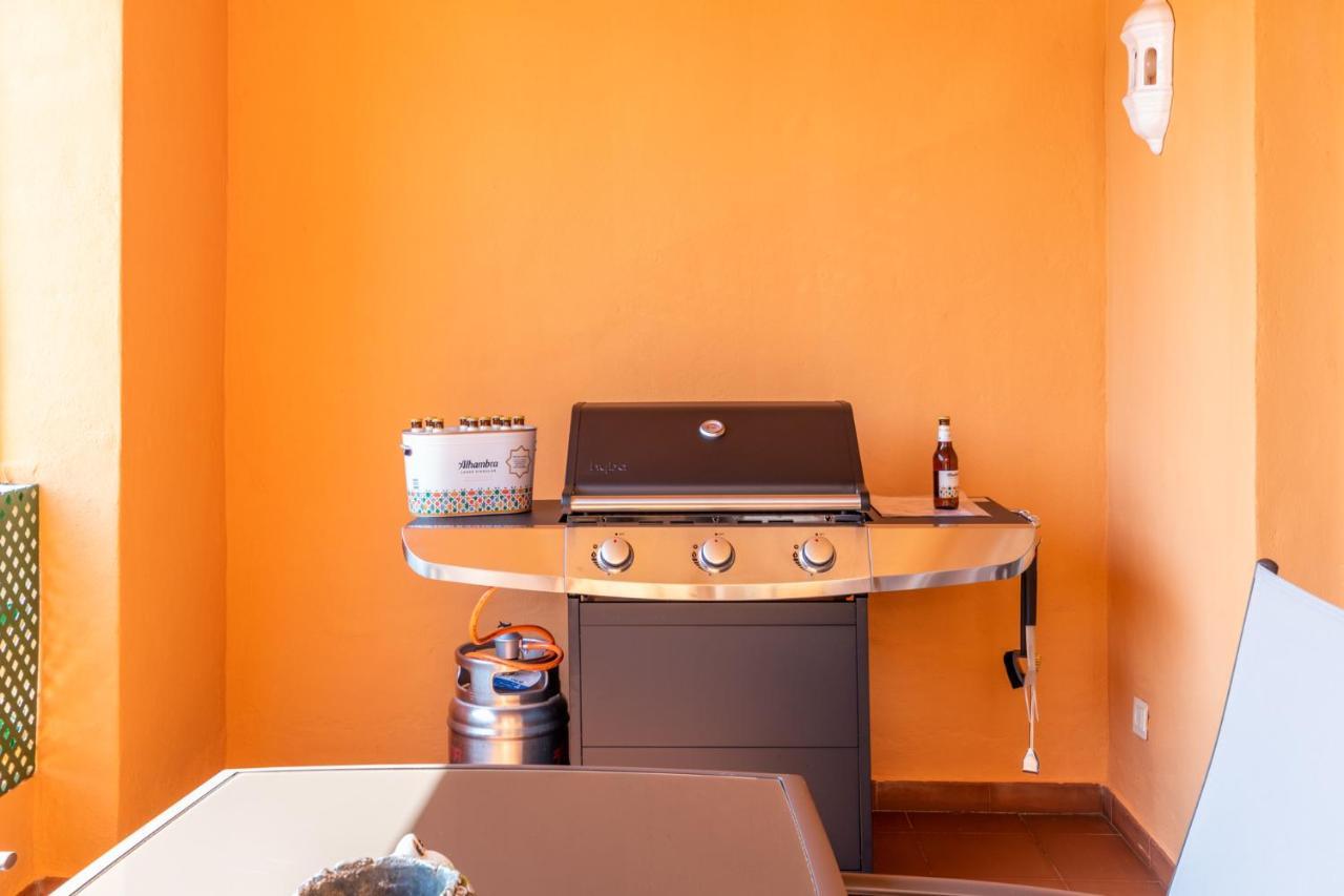 2 Habs Buena Terraza Con Bbq - Wifi, Piscina Apartment Михас Екстериор снимка